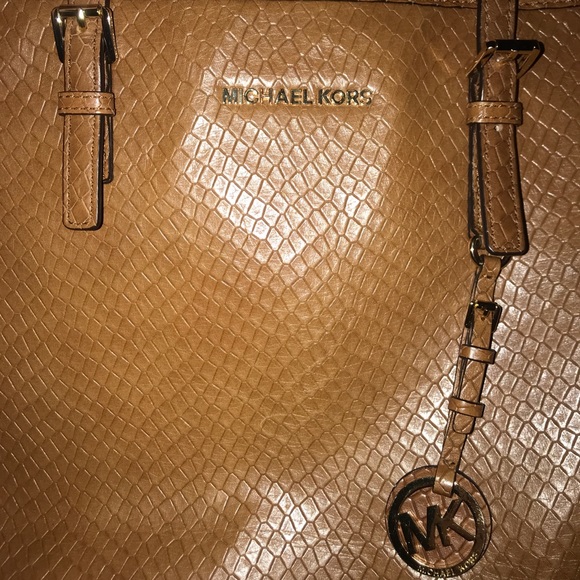 Michael Kors Jet Set Travel Tote - Brown Leather - Picture 6 of 7